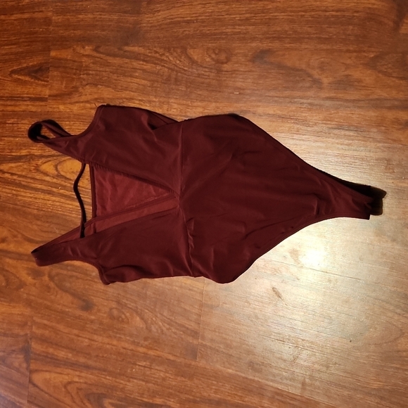 Forever 21 Womens Bodysuit Size S Maroon Velvet Like - Picture 5 of 9